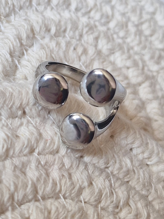 Bague "Éclipse Argentée"